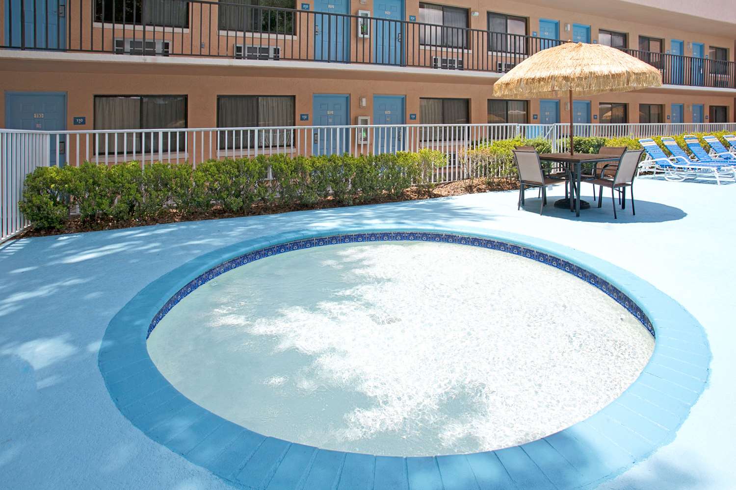 Stayable Suites Kissimmee West 27/29
