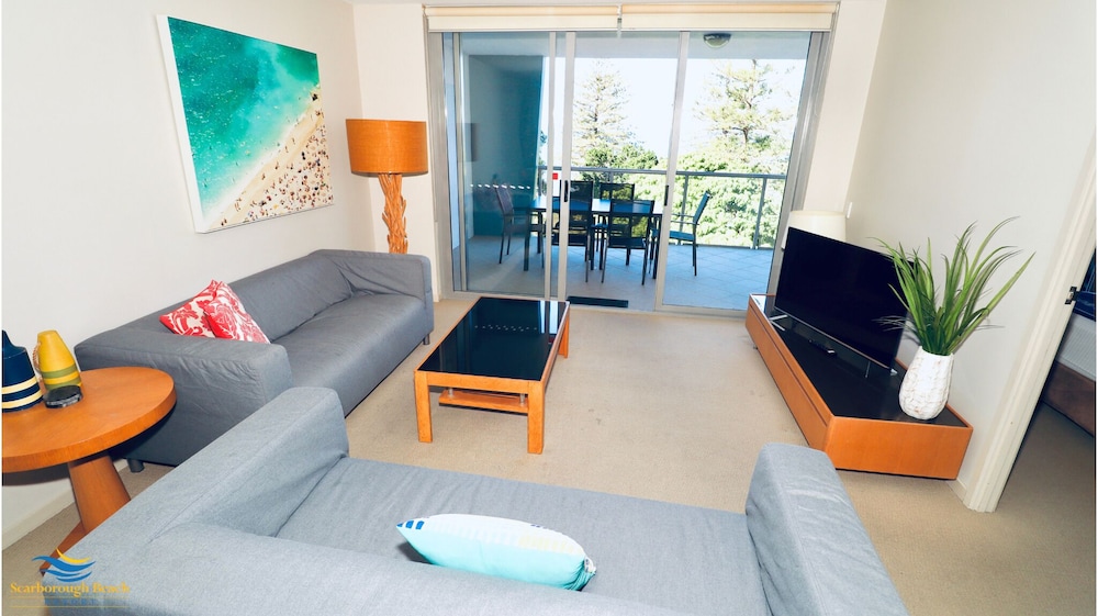 SCARBOROUGH BEACH RESORT 54/72