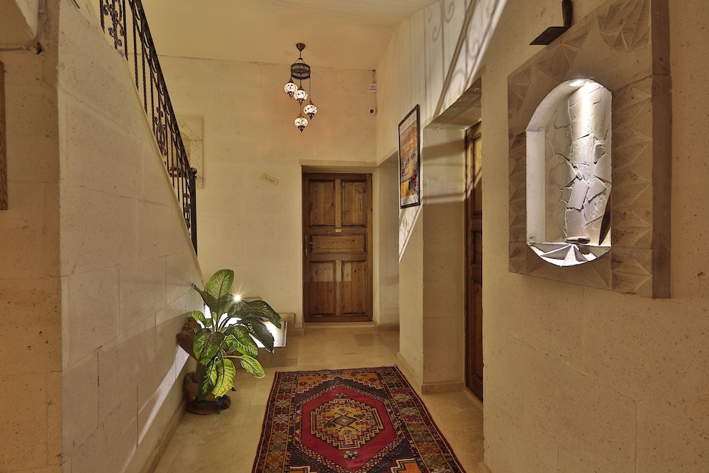Relic House 6/49