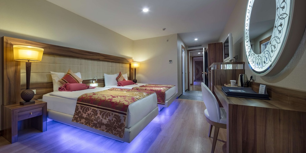 Granada Luxury Okurcalar 26/80