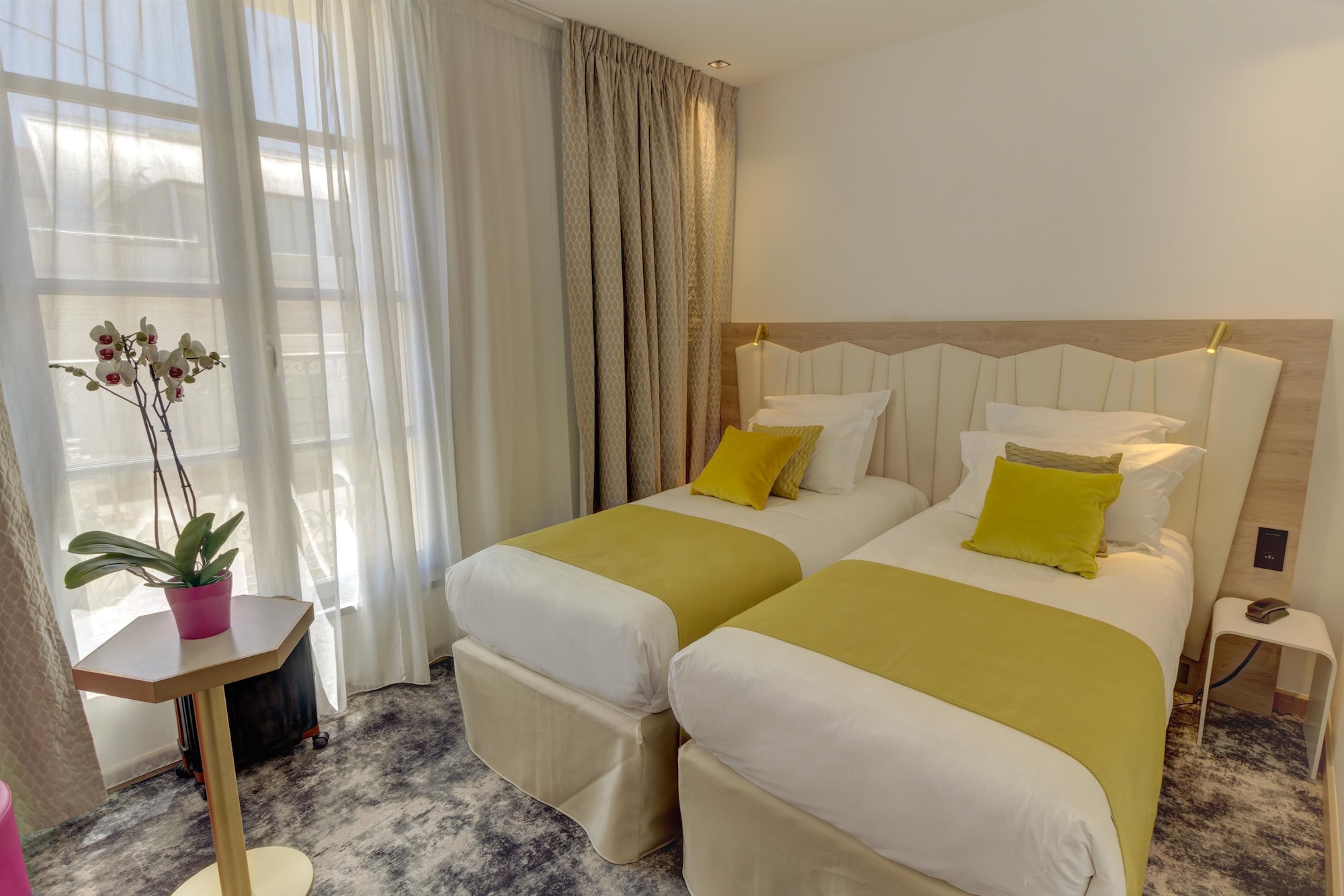 غرفة حصرية بسريرين منفصلين، Best Western Plus Hotel Comedie Saint-Roch 3/10
