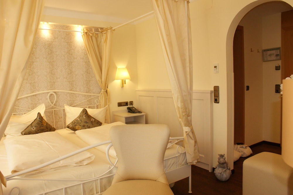 Hotel Schlosskrone 14/32