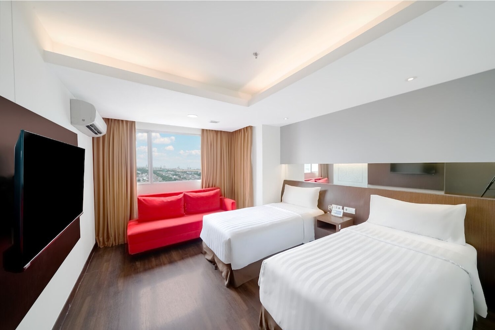 Aston Pluit Hotel and Residence 19/66