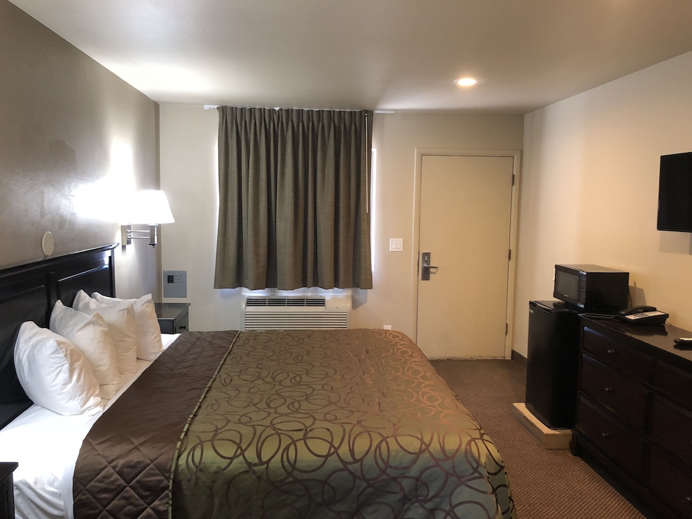 Mountain View Inn 4/31
