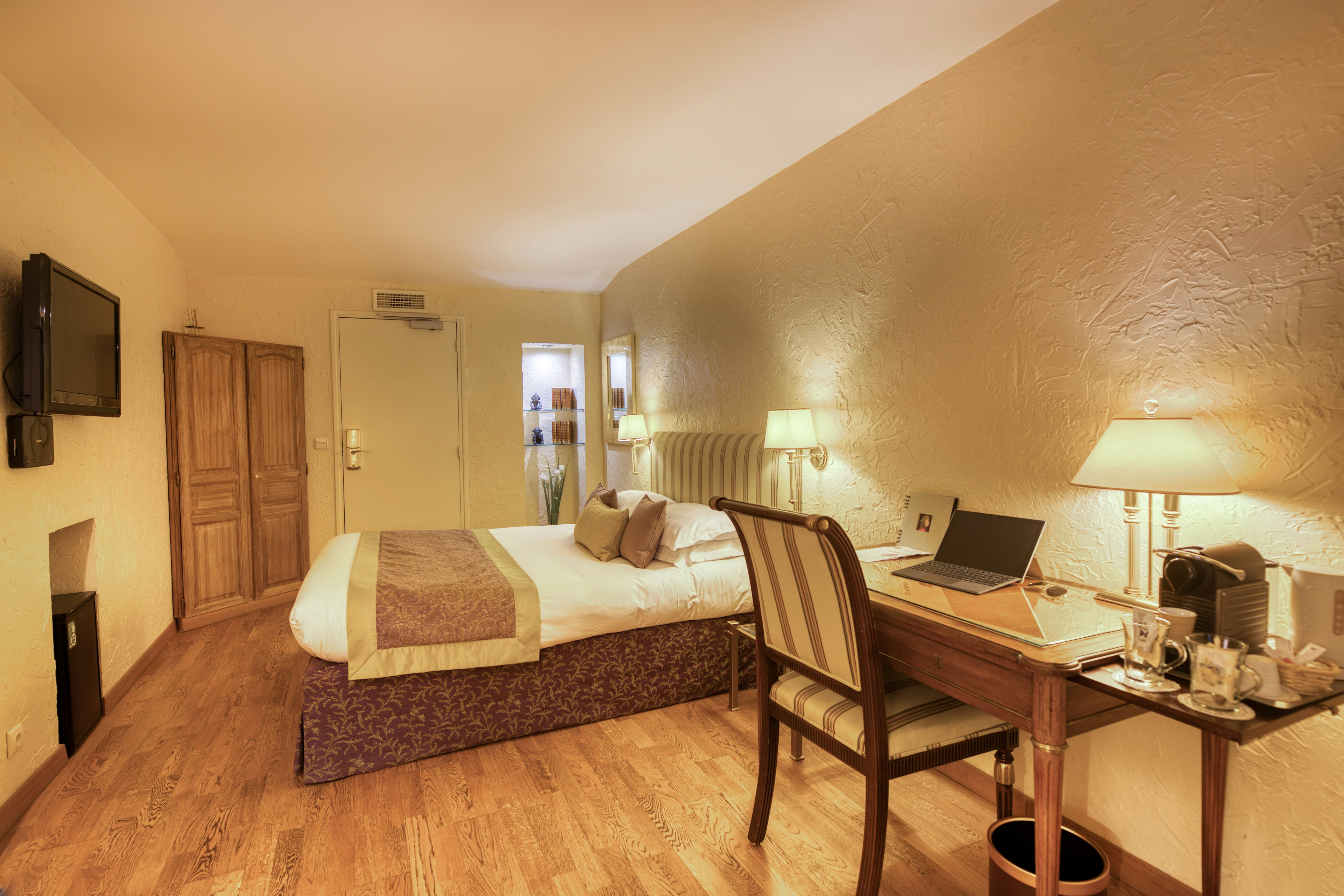 Hotel d Aragon 15/27