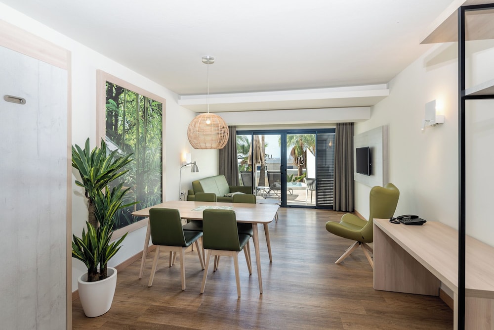 Apartamentos Garden & Sea Boutique Lodging by LIVVO 26/50
