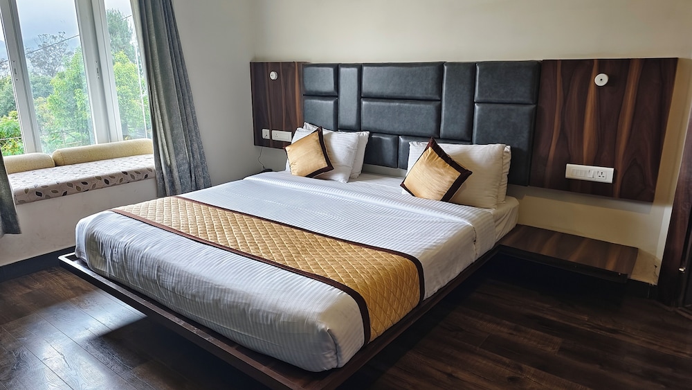 Yantra Resort By Spree 8/50