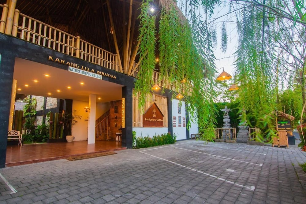Karang Lila Bhuana 37/47