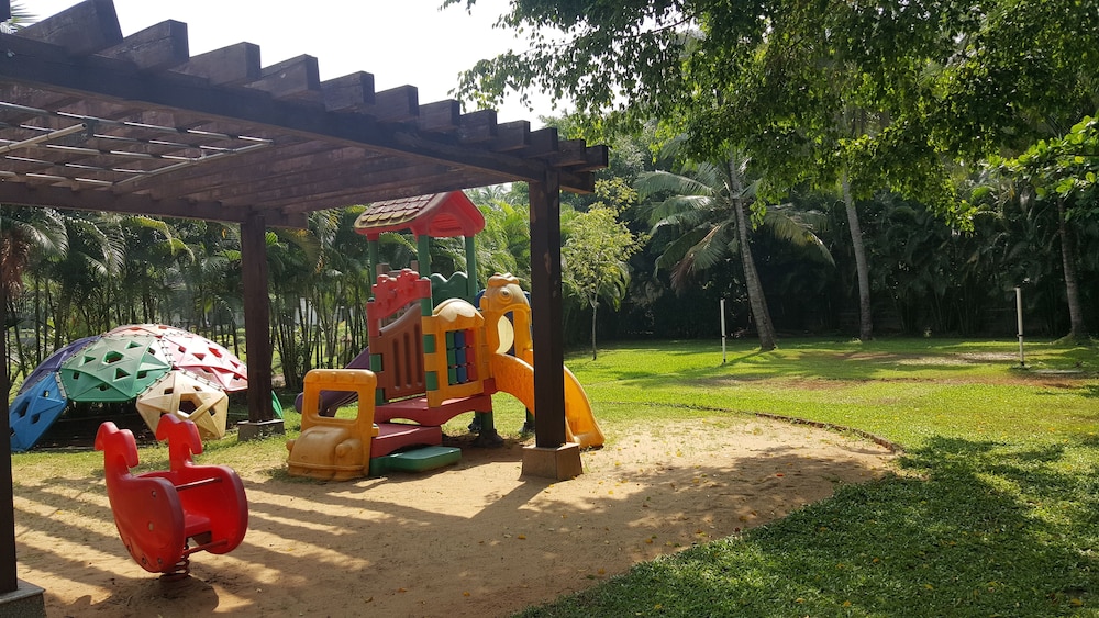 The Lalit Resort And Spa Bekal 50/68