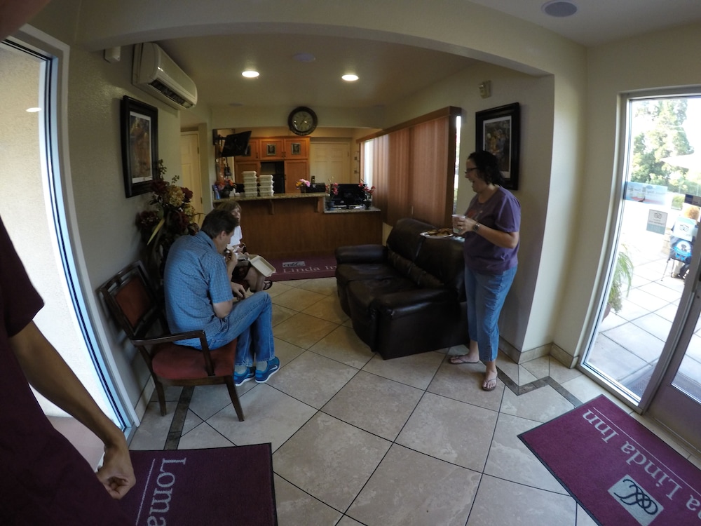 Loma Linda Inn. 28/54