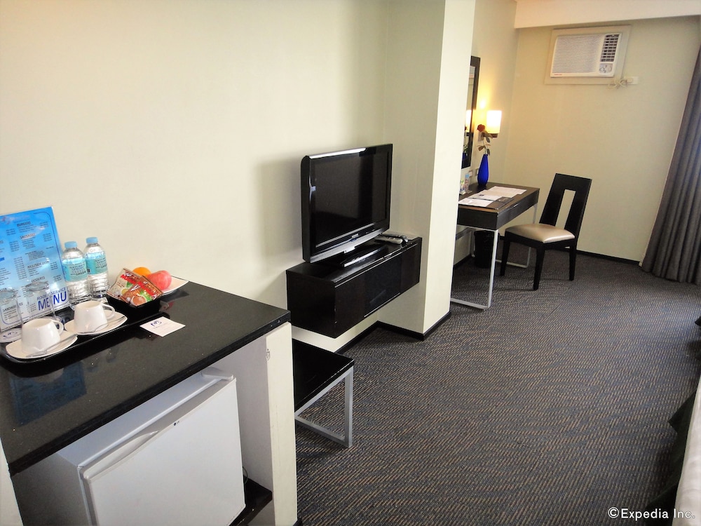 Mallberry Suites Business Hotel 51/59