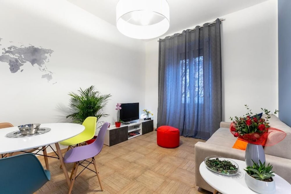 Roma Suite 4/9