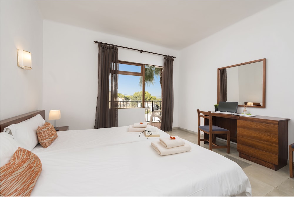 Hotel Santanyi Port 14/60