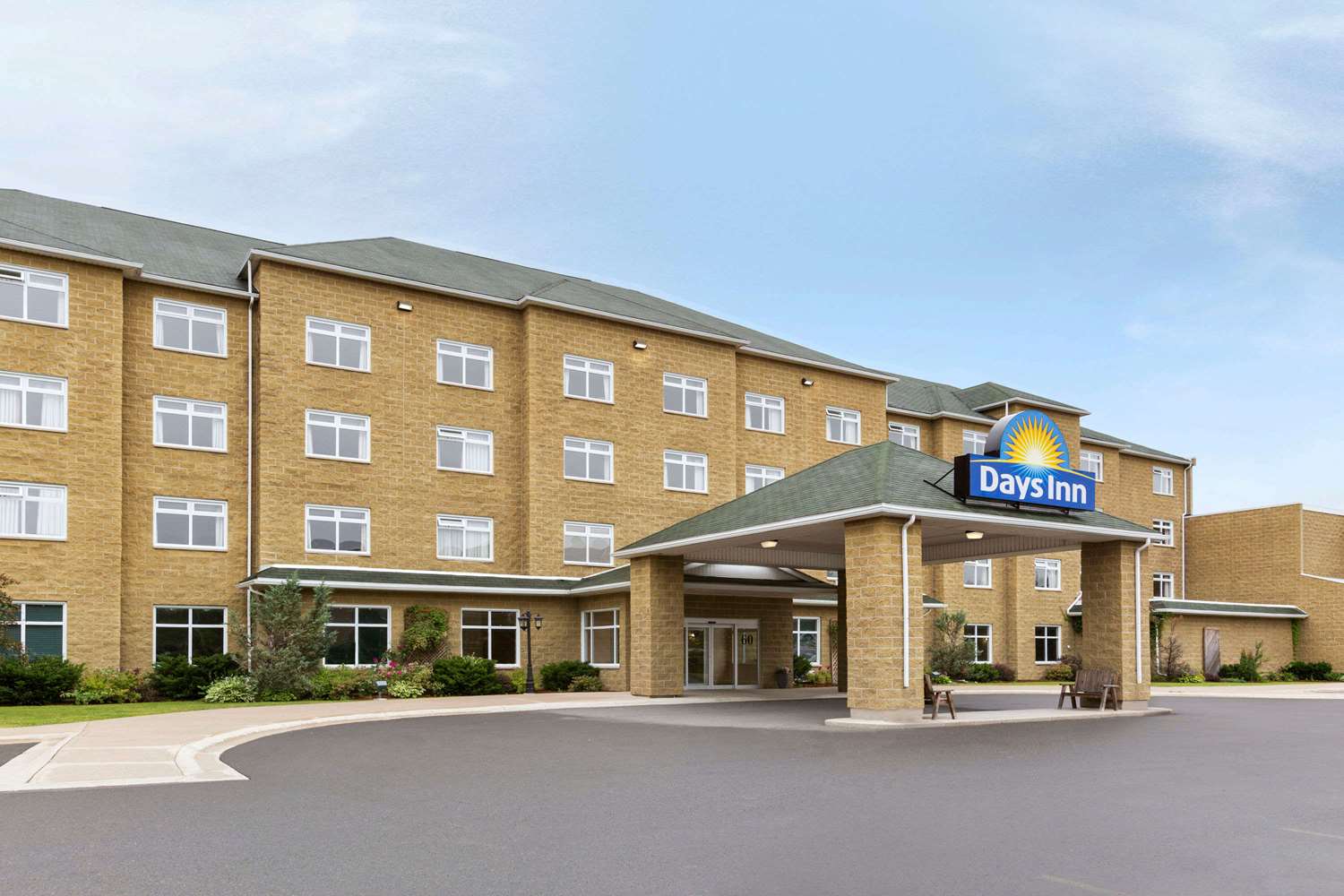 Days Inn by Wyndham Oromocto Conference Centre 1/12