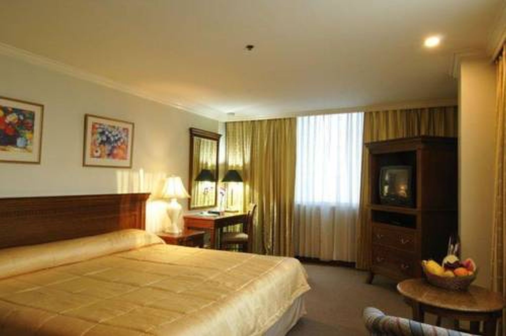 Deluxe, Double Bed