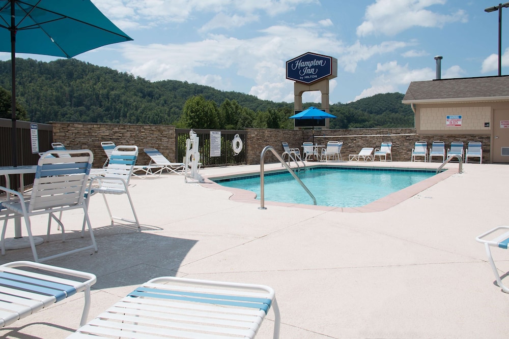 Hampton Inn Murphy 27/49
