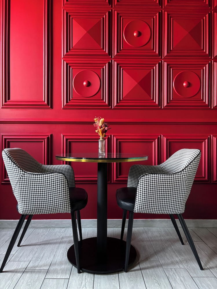 AV Hotel Milano 42/55