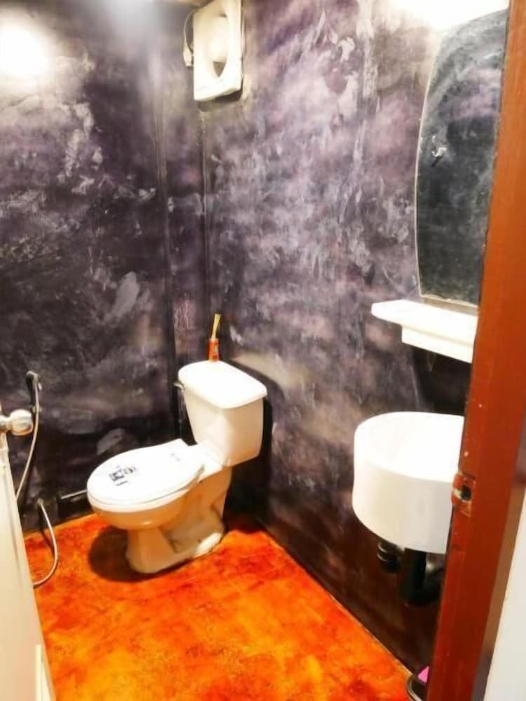 All In 1 Guesthouse Chiang Mai 74/74