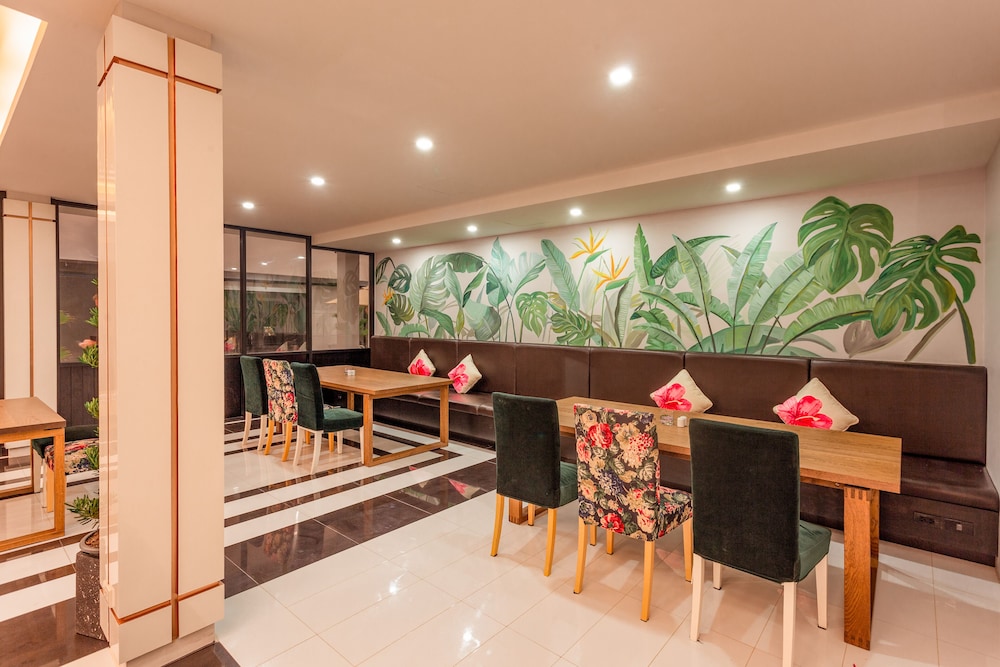 Anona Beachfront Phuket Resort 46/65