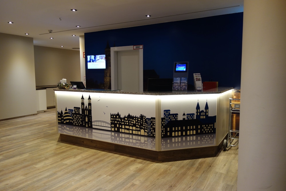 Mercure Hotel Plaza Magdeburg 10/56