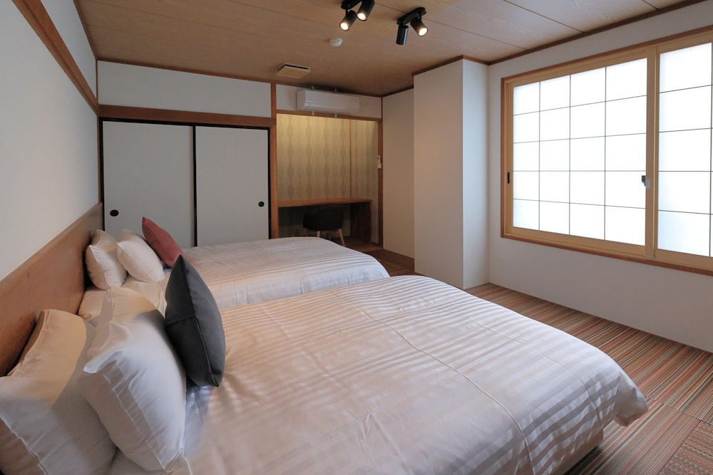 mt. inn 15/50