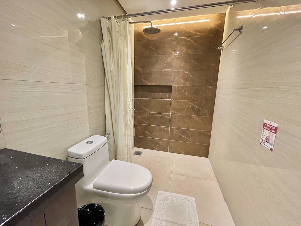 The VIP Hotel Cagayan De Oro 48/51