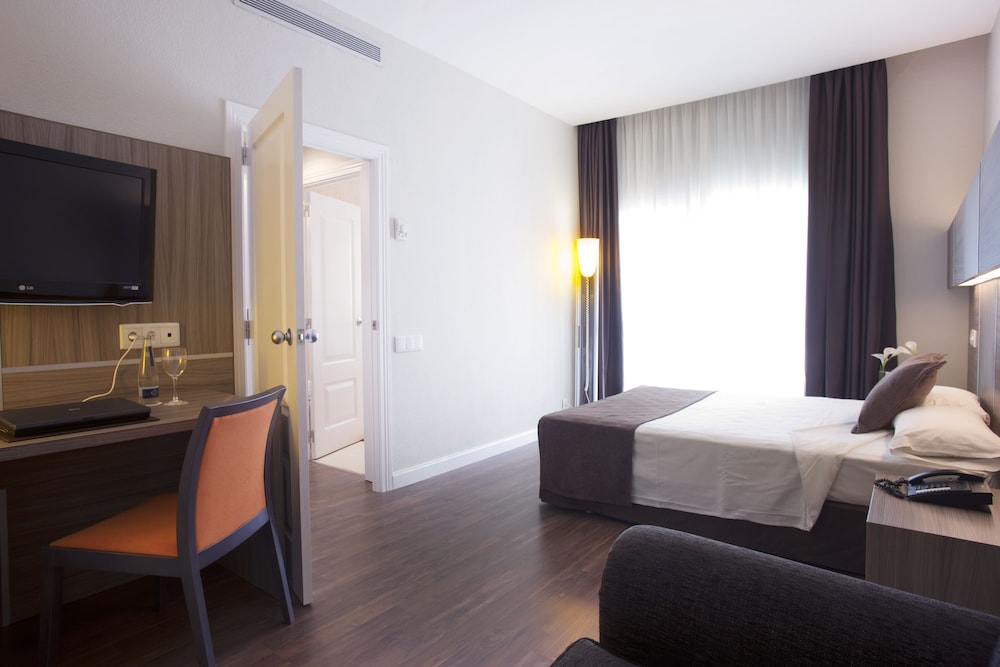 Hotel Aa Serrano By Silken 17/52