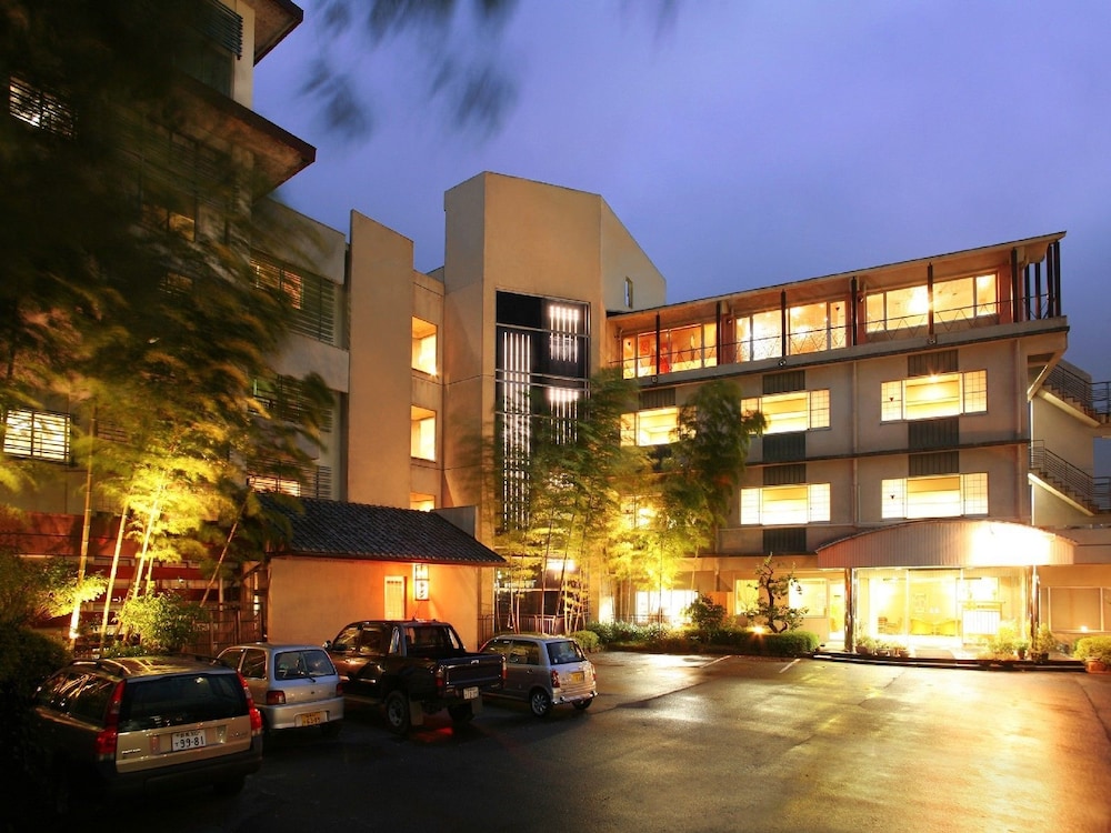 Ryokan Fukuzen 3/80