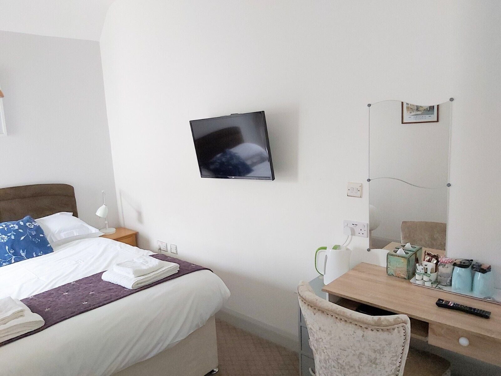غرفة قياسية بسرير مزدوج، Oxford Guest House 4/7