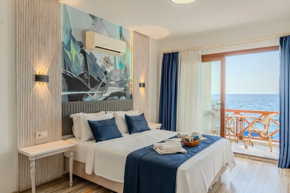 Rota Otel Karaburun 4/34