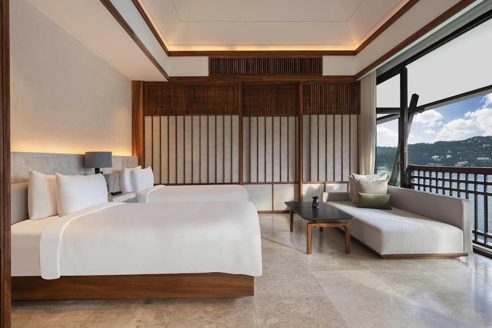 Bay View Pool Villa Twin