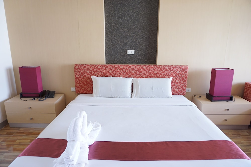 Panatara Hotel 15/35