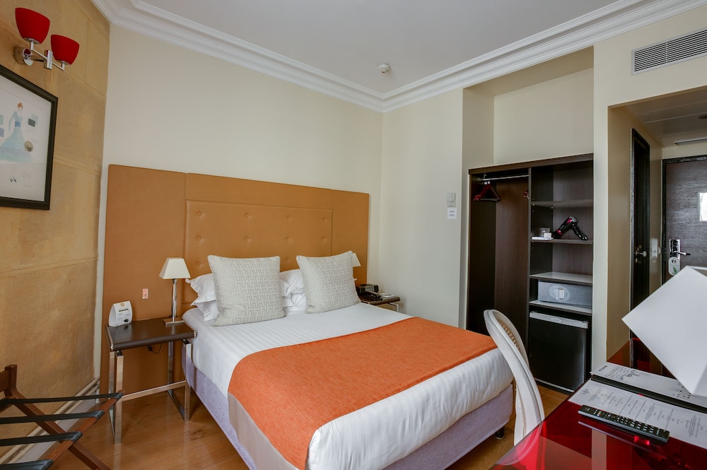 Le 123 Elysees Astotel 19/50