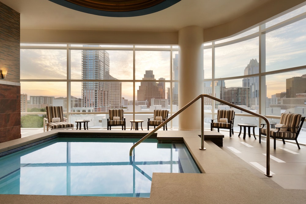 Fairmont Austin 43/72