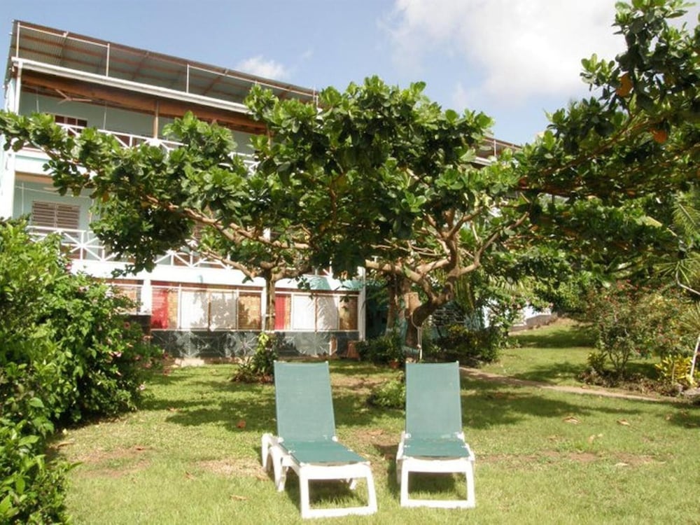 Tamarind Tree Hotel and Restaurant 36/50