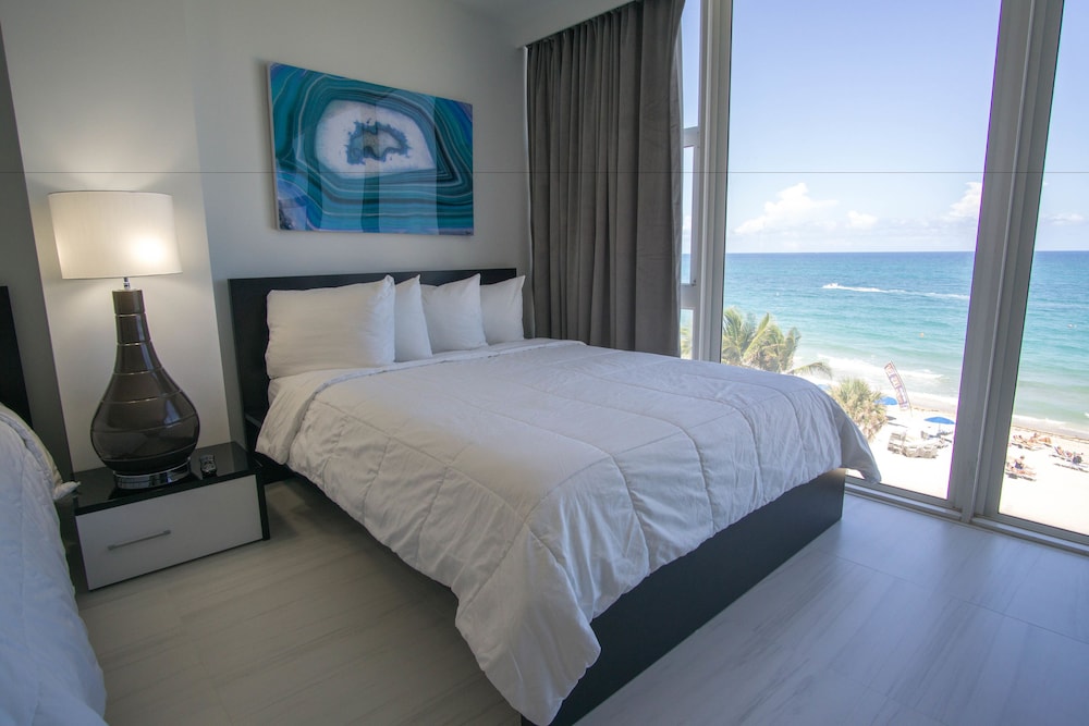 Ocean Manor Beach Resort 16/53