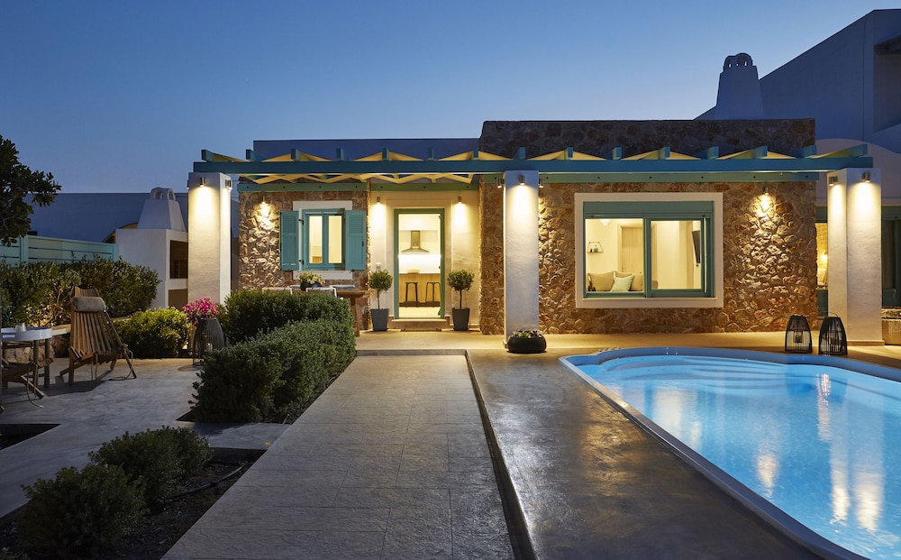Almyriki Beach Villa 4/43