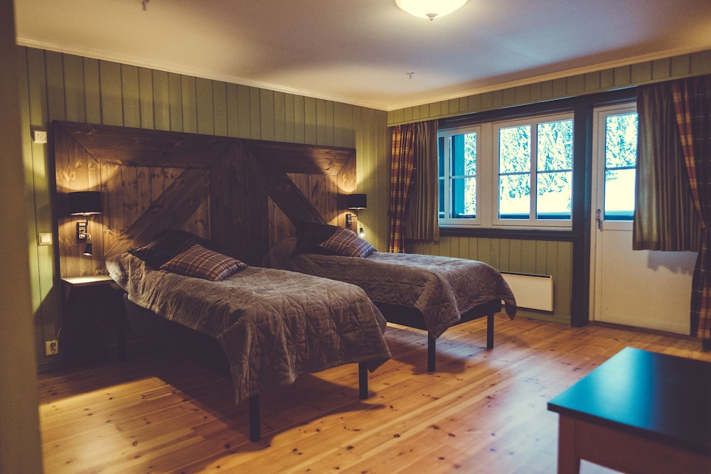 Gudbrandsgard Hotel 18/50