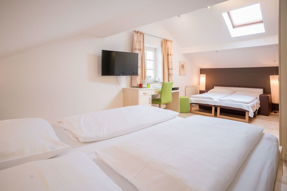 Das Grune Hotel Zur Post - 100 Bio 21/74