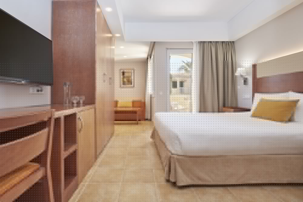 Universal Hotel Don Leon 23/71