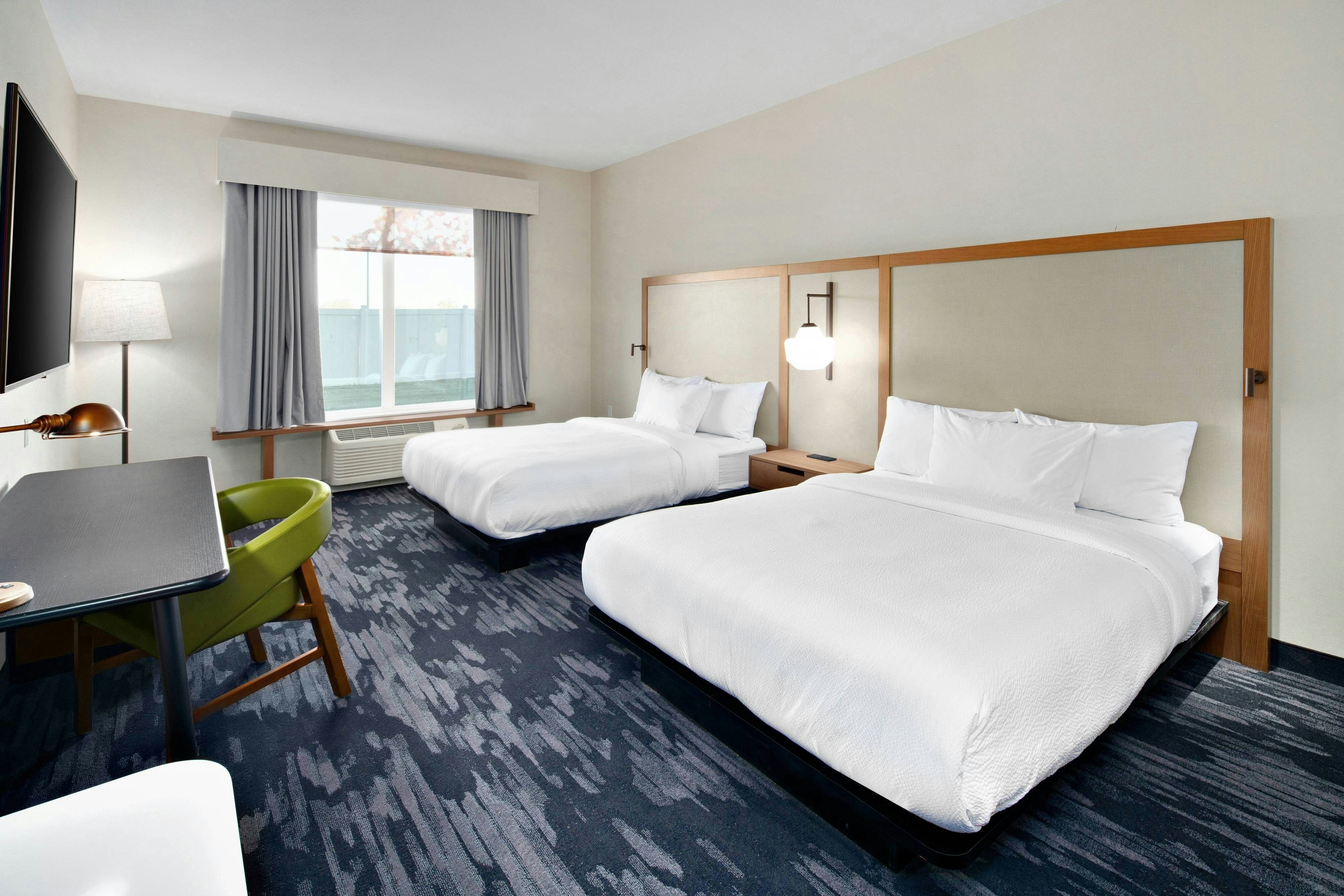 room, 2 queen beds