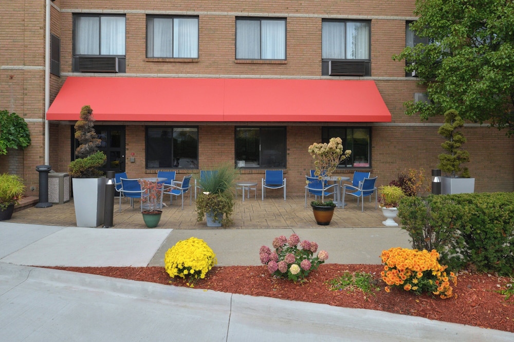TownePlace Suites Detroit Warren 6/63