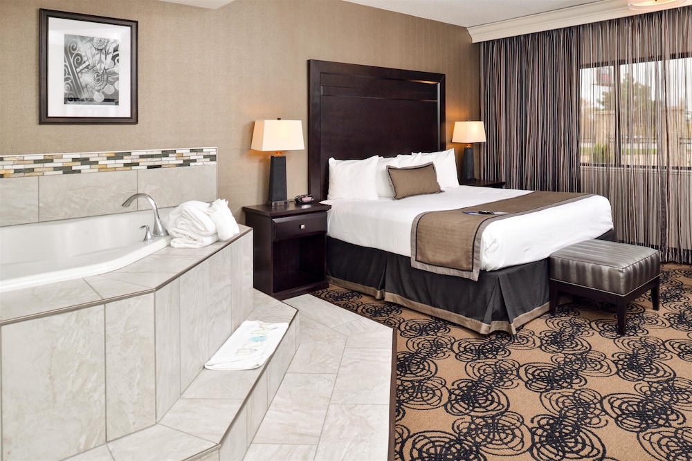Best Western Plus Midwest Inn 8/31