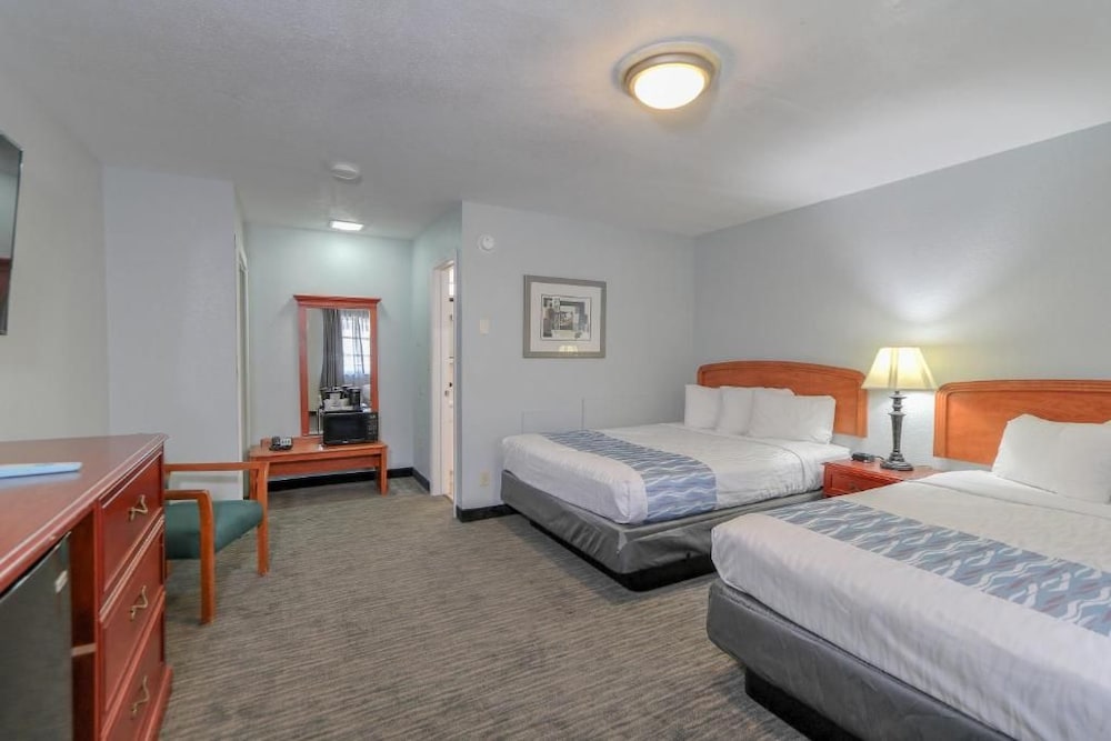 Belle Aire Motel 10/34