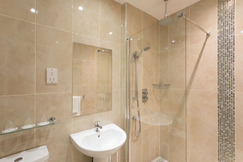 Park Inn by Radisson Shannon Airport 11/59