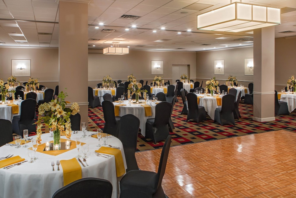 FOUR POINTS BY SHERATON KALAMAZOO 26/43