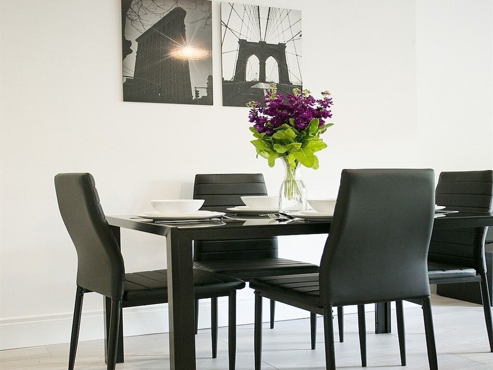 Queens Quarter Apartment 28/41