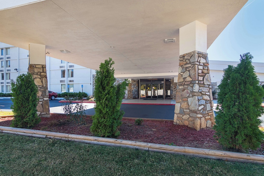 Motel6 Decatur, GA 49/55