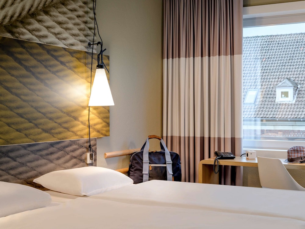 Ibis Heidelberg Hauptbahnhof 42/73