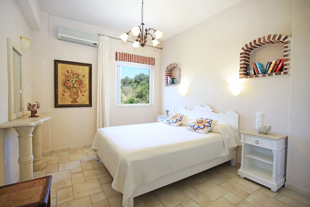 Villa Dafni 8/46